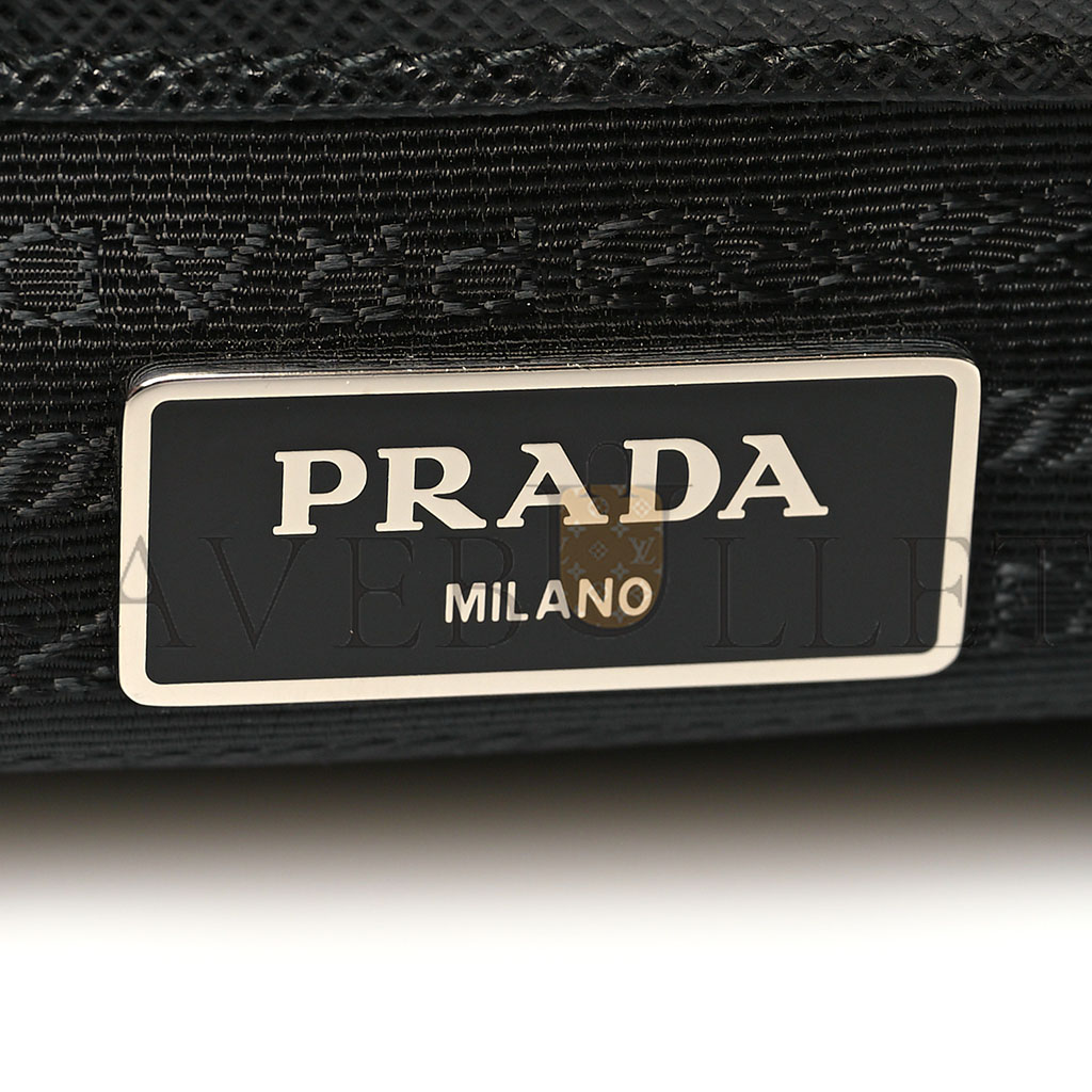 Pra*a re-nylon tessuto saffiano medium backpack black (29*28*15cm)